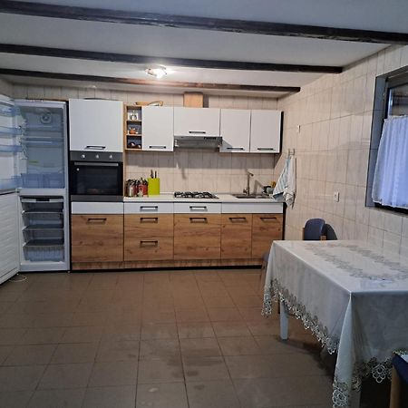 Pensiune Agroturistica "Casa Teodora" Budeşti Exterior foto