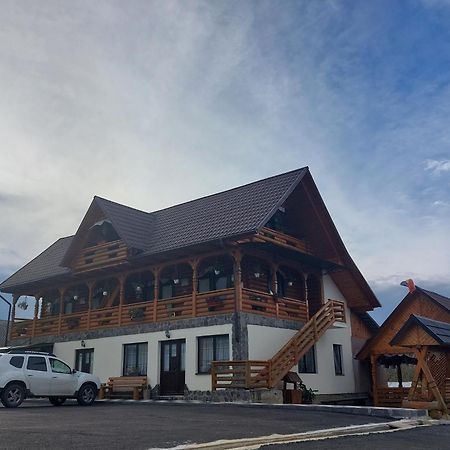 Pensiune Agroturistica "Casa Teodora" Budeşti Exterior foto