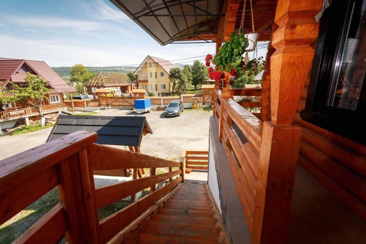Pensiune Agroturistica "Casa Teodora" Budeşti Exterior foto