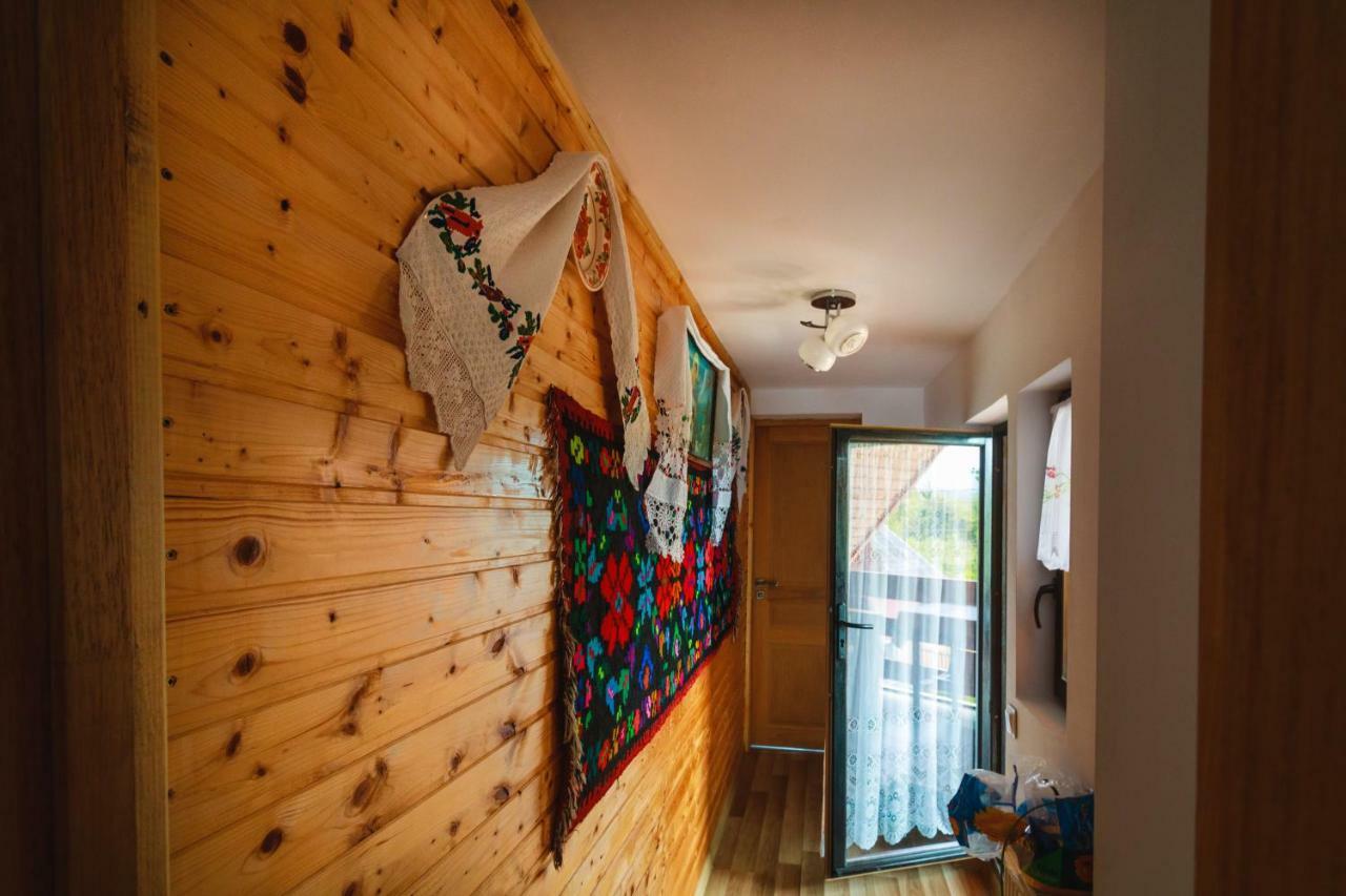 Pensiune Agroturistica "Casa Teodora" Budeşti Exterior foto